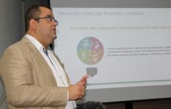 secretário municipal adjunto de Planejamento Orçamento e Gestão , Jean Mattos, palestra no grupo de estudos “Faces da Inovação”.